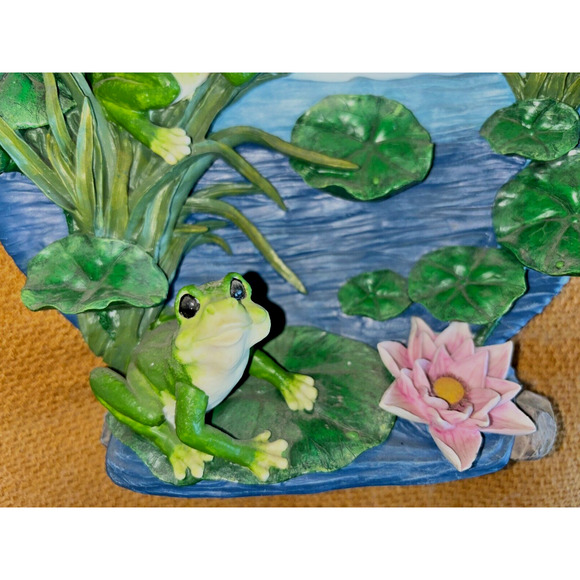 Herco Plate Frogs Ceramic 3-D Plate Statue Figurine Frogs, Waterlilies Gift - Picture 2 of 16